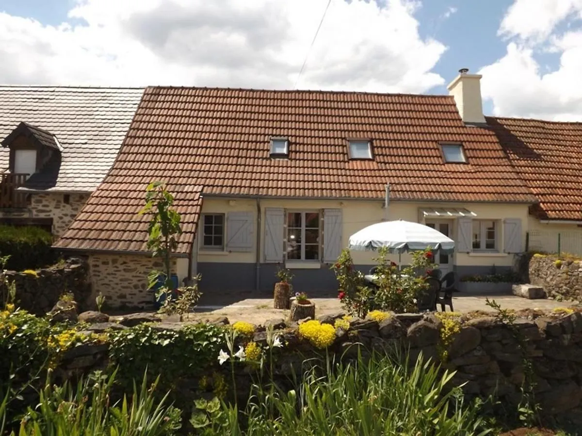 Gite A La Campagne Proche Du Lac D'Enchanet - 2 Pers, Cheminee, Cour Fermee, Jardin, Wi-Fi - Fr-1-742-442 Pleaux 0*,  France